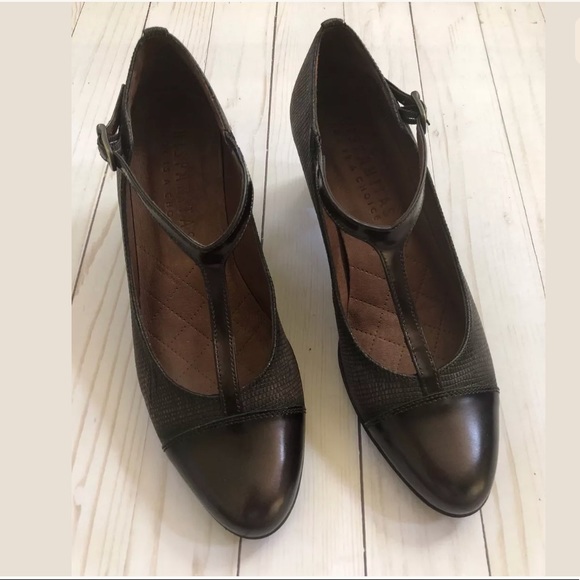 Hispanitas Shoes Hispanitas Joy Is A Choice Tbar Court Shoes 485